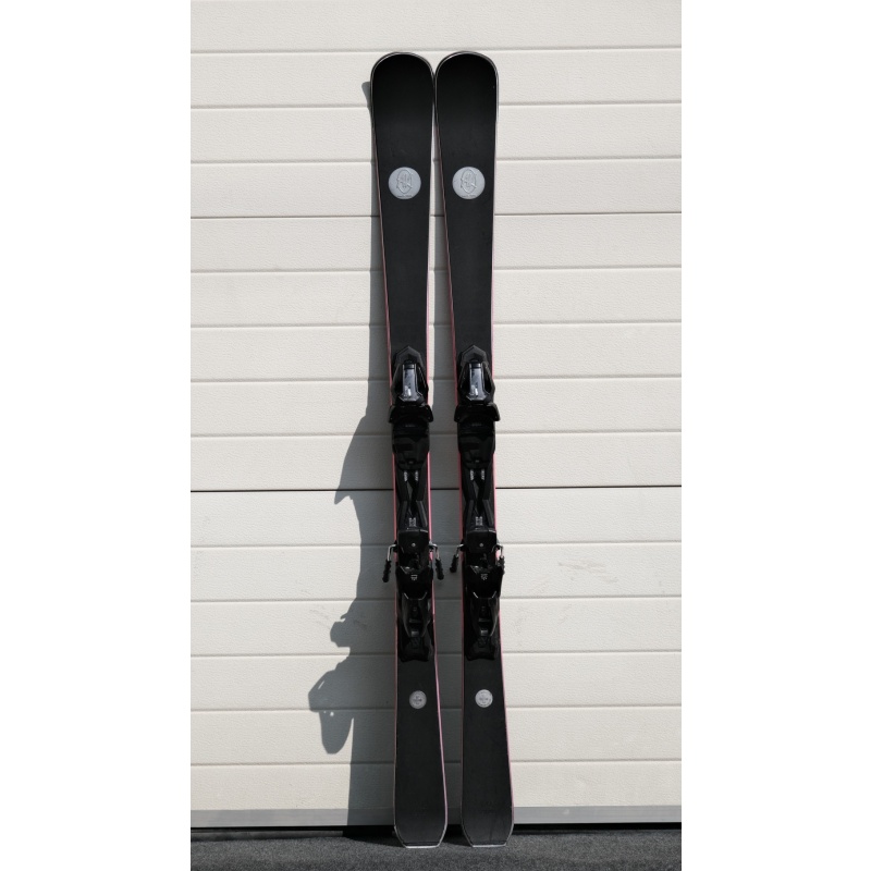 lyže AK SKI PINK. ORIGINAL s vázáním AK Tyrolia PRD 12 model 2024