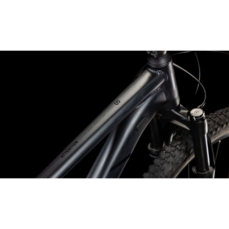 Horské kolo CUBE ATTENTION SLX 29" barva blackmetal´n´black model 2025
