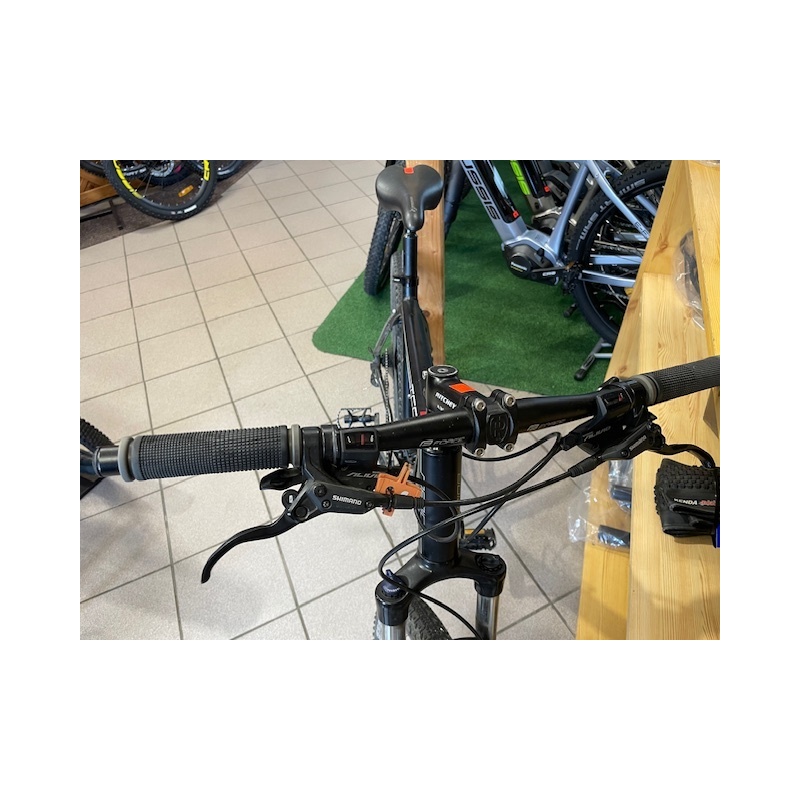 Bazarové horské kolo Merida Matts TFS 500 velikost kol 26" velikost rámu 20"