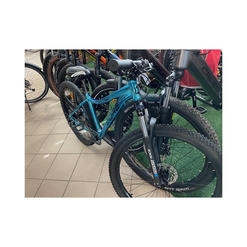 Horské juniorské kolo Core Razor 27,5" chromovaný modrý, váha 12.80kg model 2026