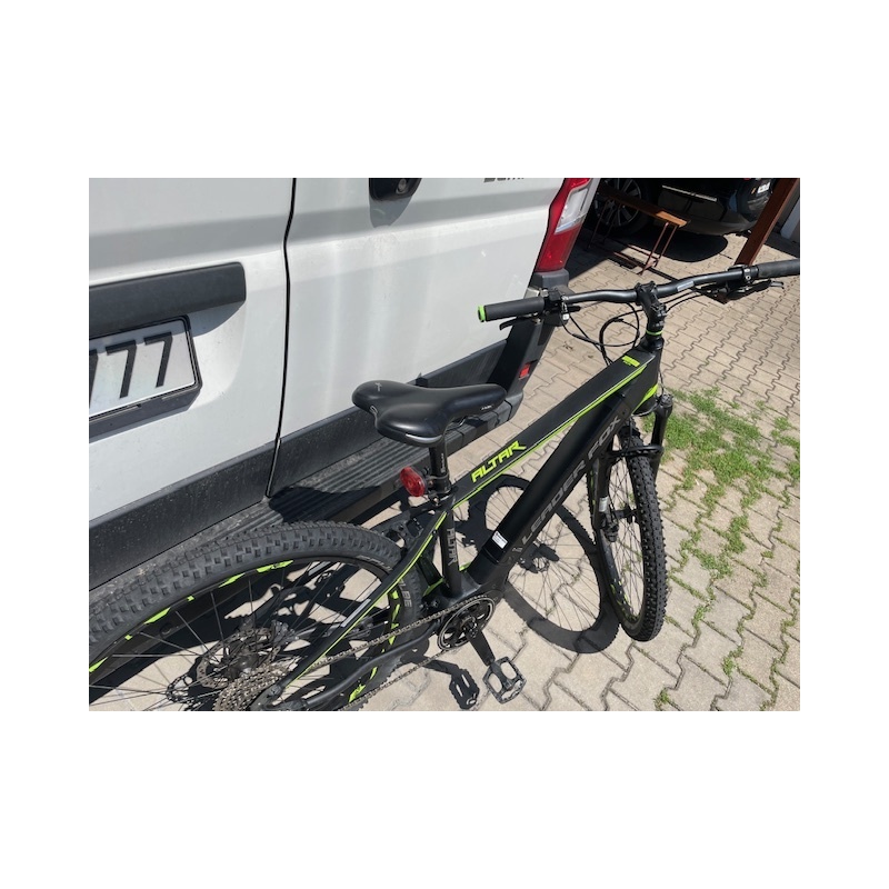Bazarové horské elektrokolo Leader Fox  ALTAR 29" baterie 17,5Ah, velikost kol 29" rám 17,5"