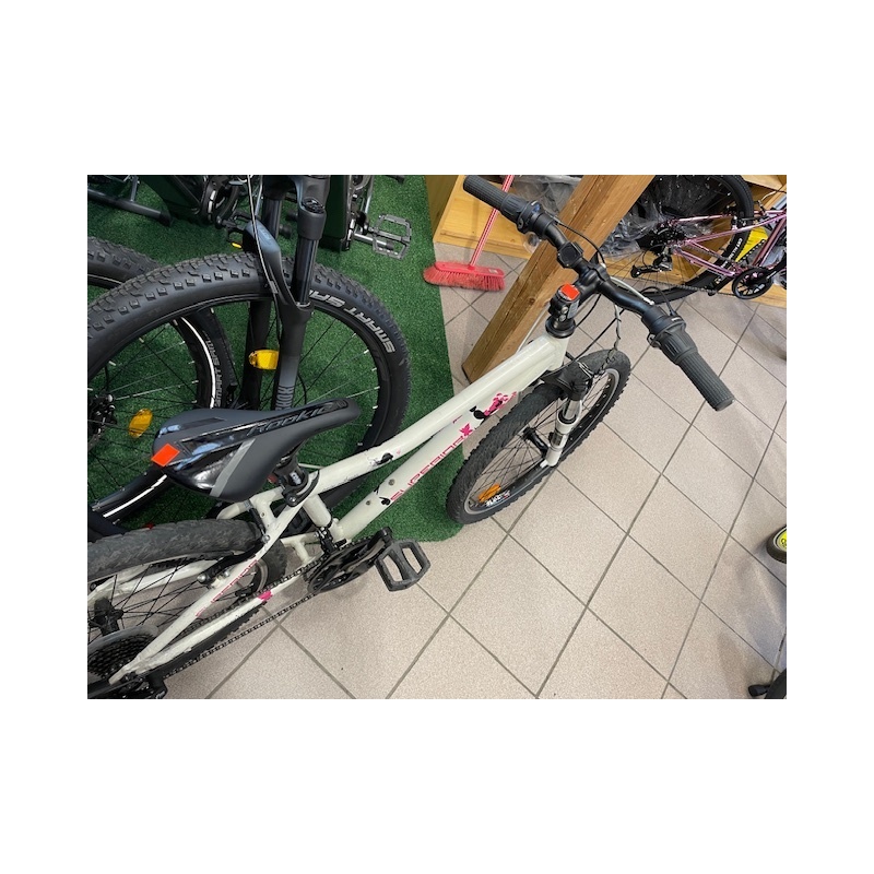 Bazarové kolo SUPERRIOR XC 24 velikost 24" Bazarové kolo SUPERRIOR XC 24 velikost 24"