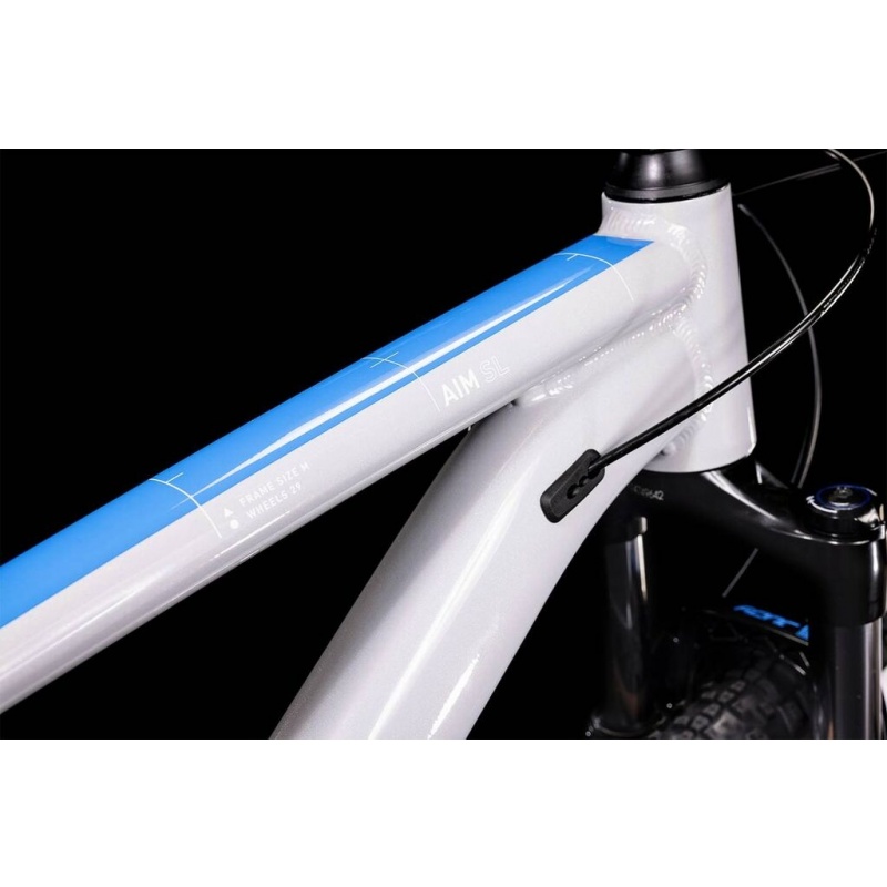 Horské kolo CUBE AIM SL 29" 2022 prismagrey´n´blue´n´red 22" rám