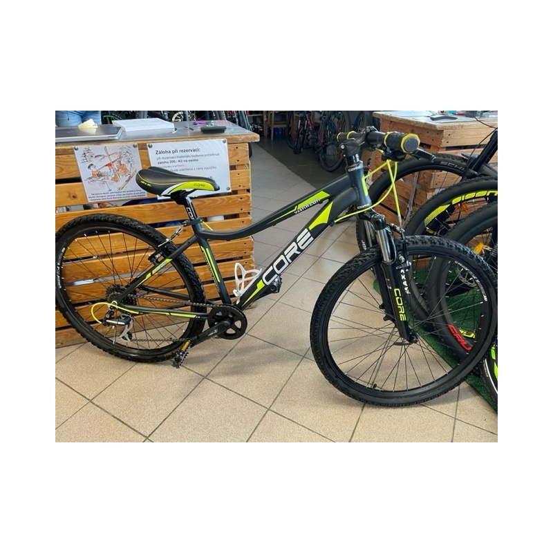 bazarové kolo CORE RAZOR, odpruž vidlice, kola 26" rám 15" model 2022