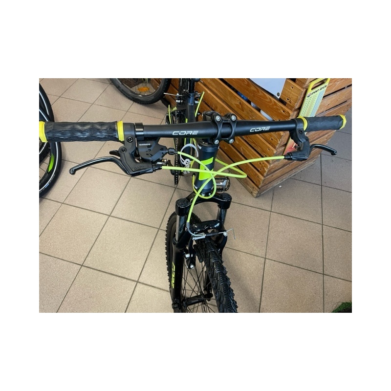 bazarové kolo CORE RAZOR, odpruž vidlice, kola 26" rám 15" model 2022