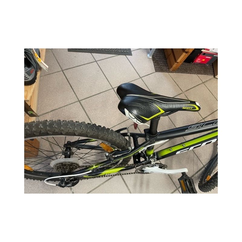 Bazarové dětské kolo Scott Scale 24"