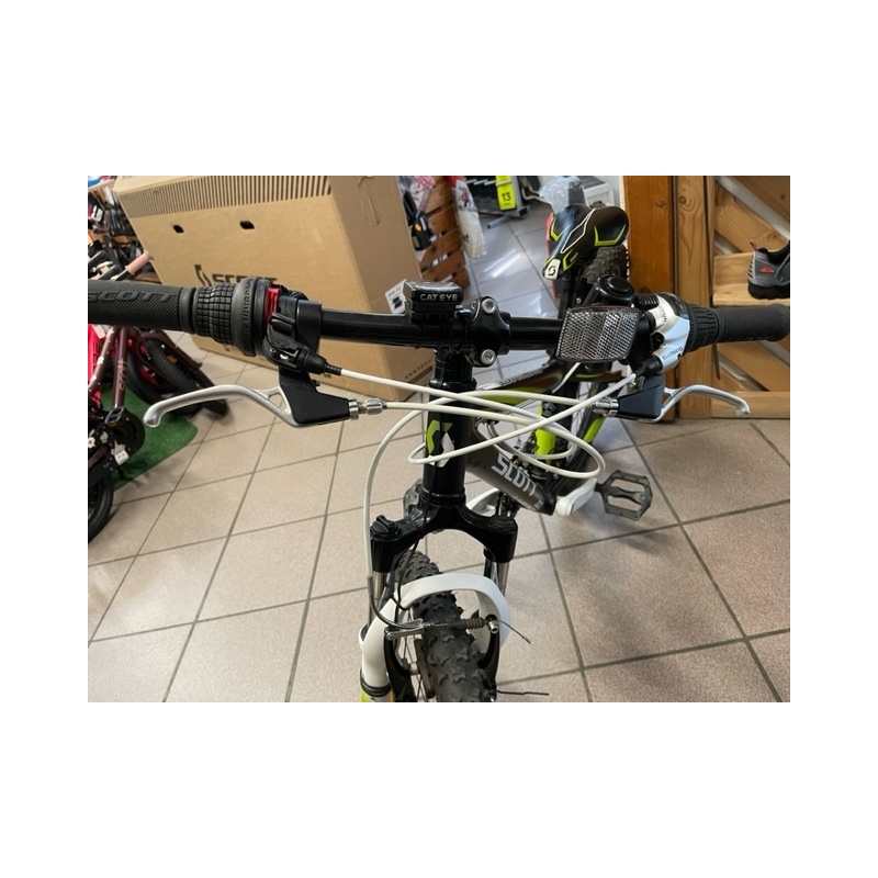 Bazarové dětské kolo Scott Scale 24"
