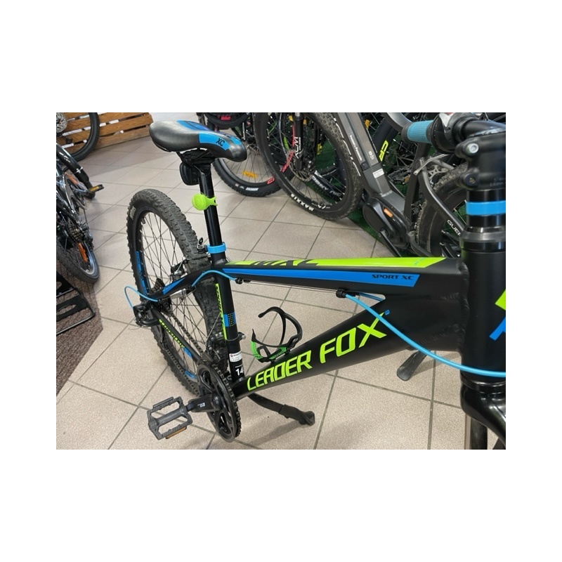 Bazarové juniorské horské kolo Leader Fox MXC 26" rám 14"